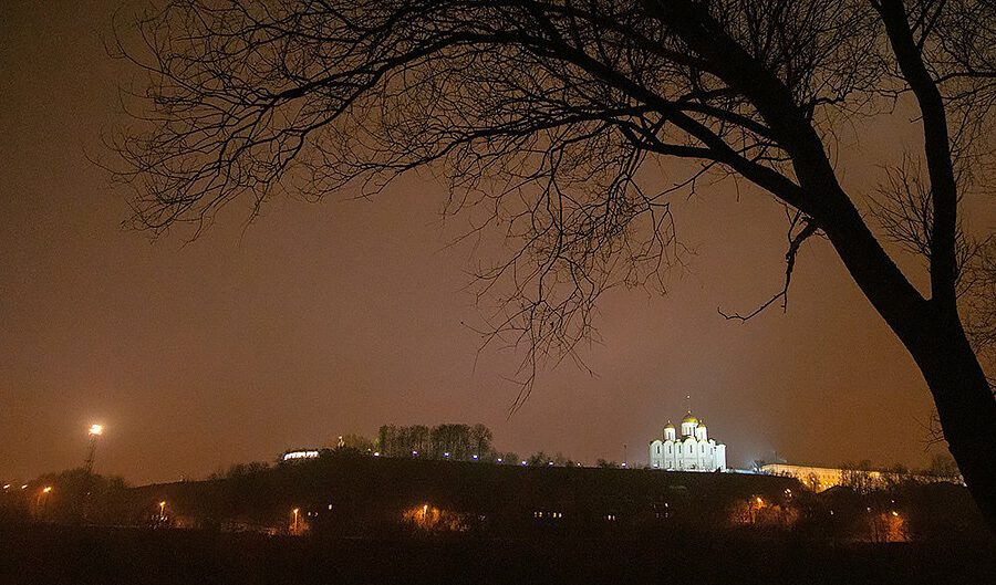 Владимир фото ночью